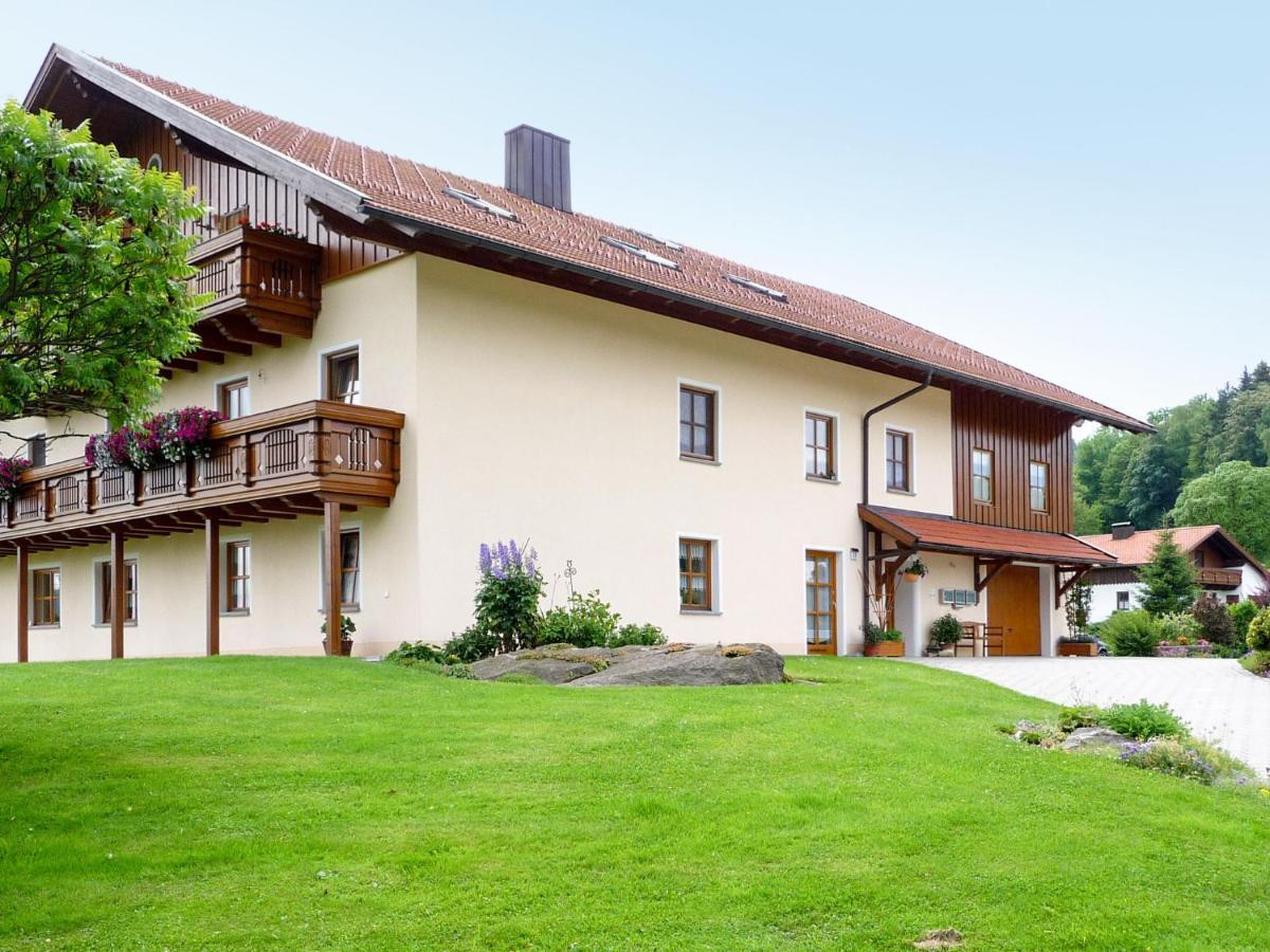 Apartment Freisinger-1 By Interhome Zachenberg Екстер'єр фото