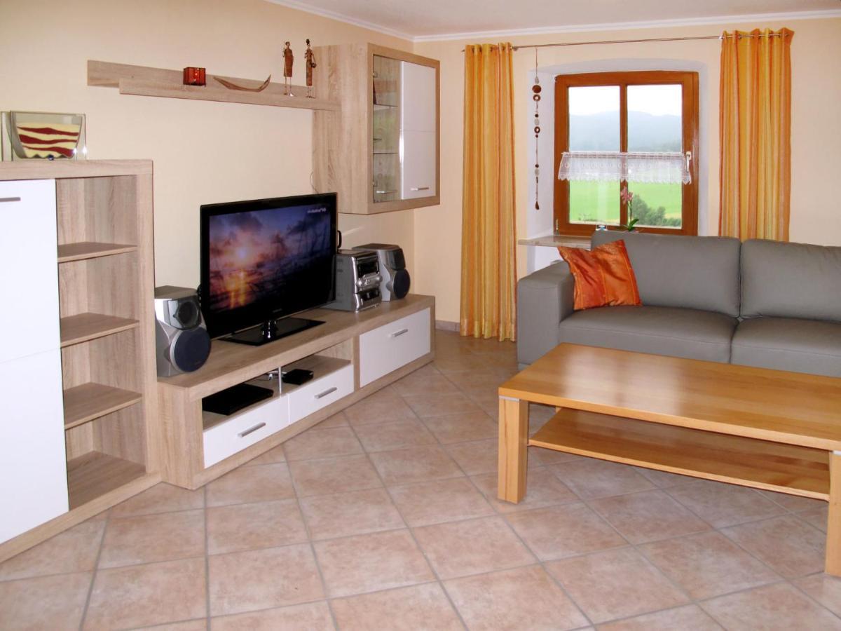 Apartment Freisinger-1 By Interhome Zachenberg Екстер'єр фото