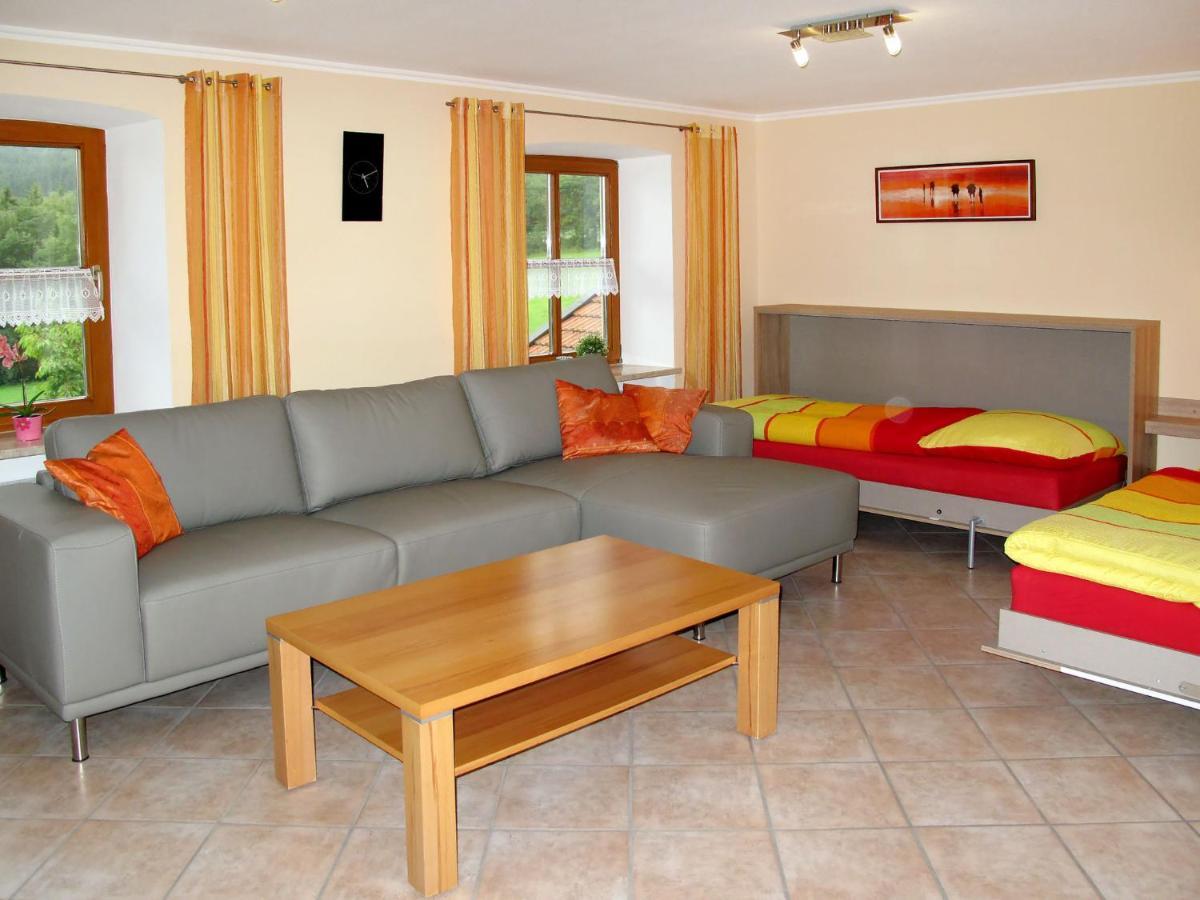 Apartment Freisinger-1 By Interhome Zachenberg Екстер'єр фото