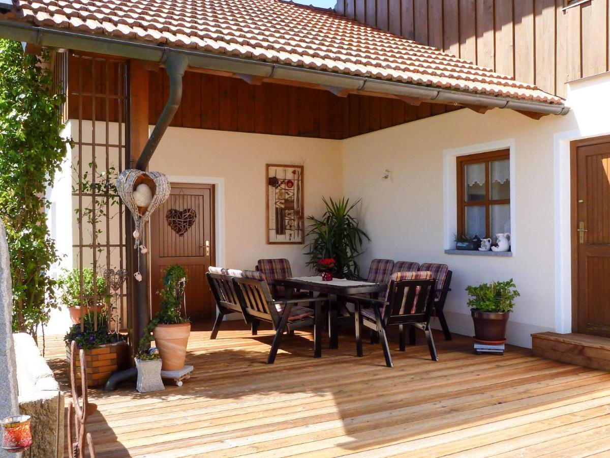 Apartment Freisinger-1 By Interhome Zachenberg Екстер'єр фото